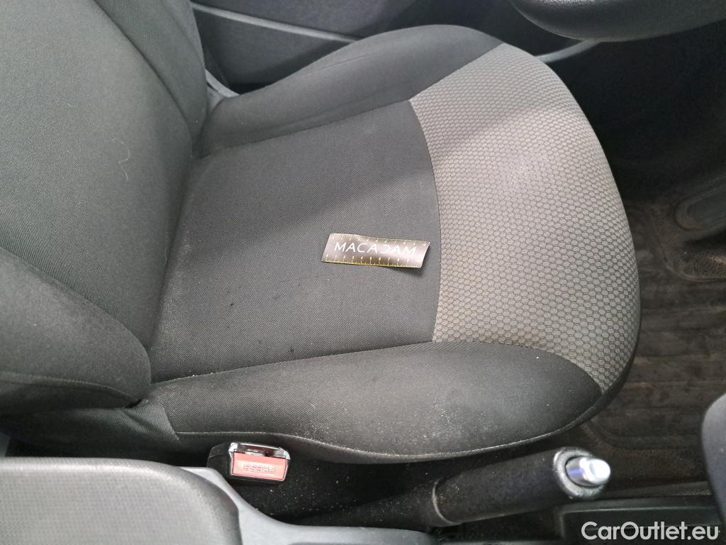  Renault  Kangoo  Express Extra (Série Spéciale) 1.5 dCi 75CV BVM5 E6 #38