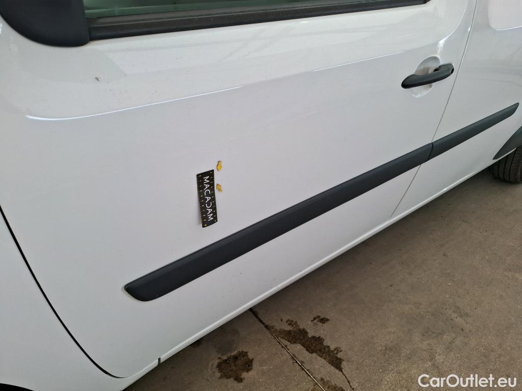  Renault  Kangoo  Express Maxi Extra (Série Spéciale) 1.5 #37