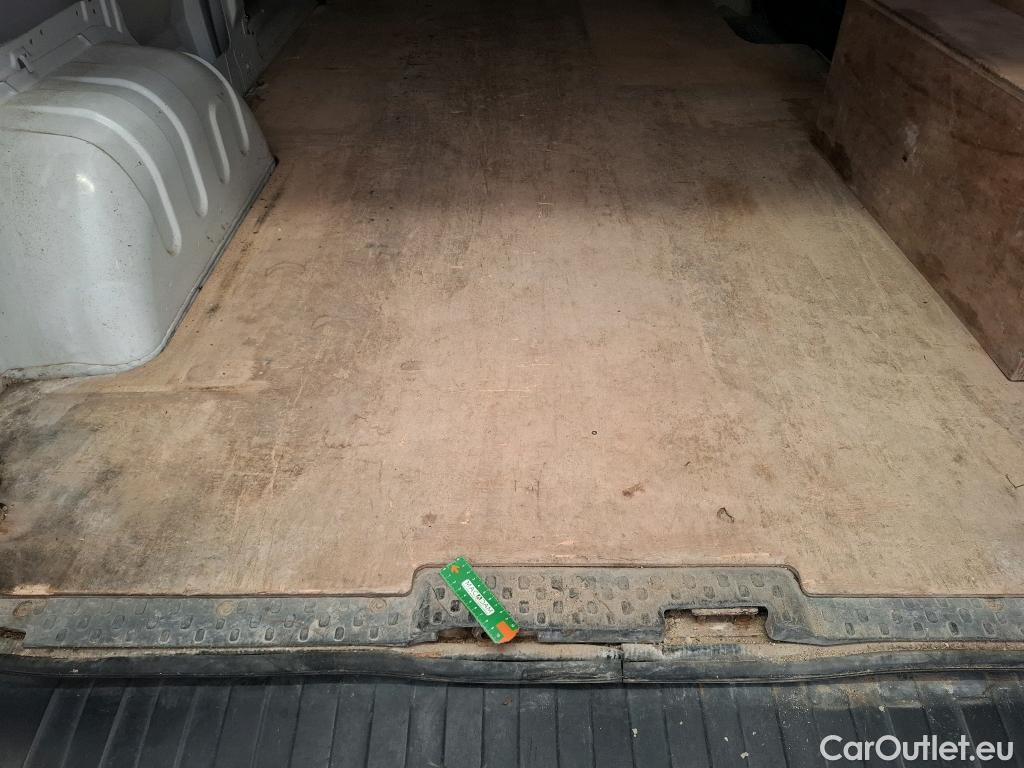  Renault  Trafic  Fourgon L2H1 1300 Grand Confort 1.6 dCi #32