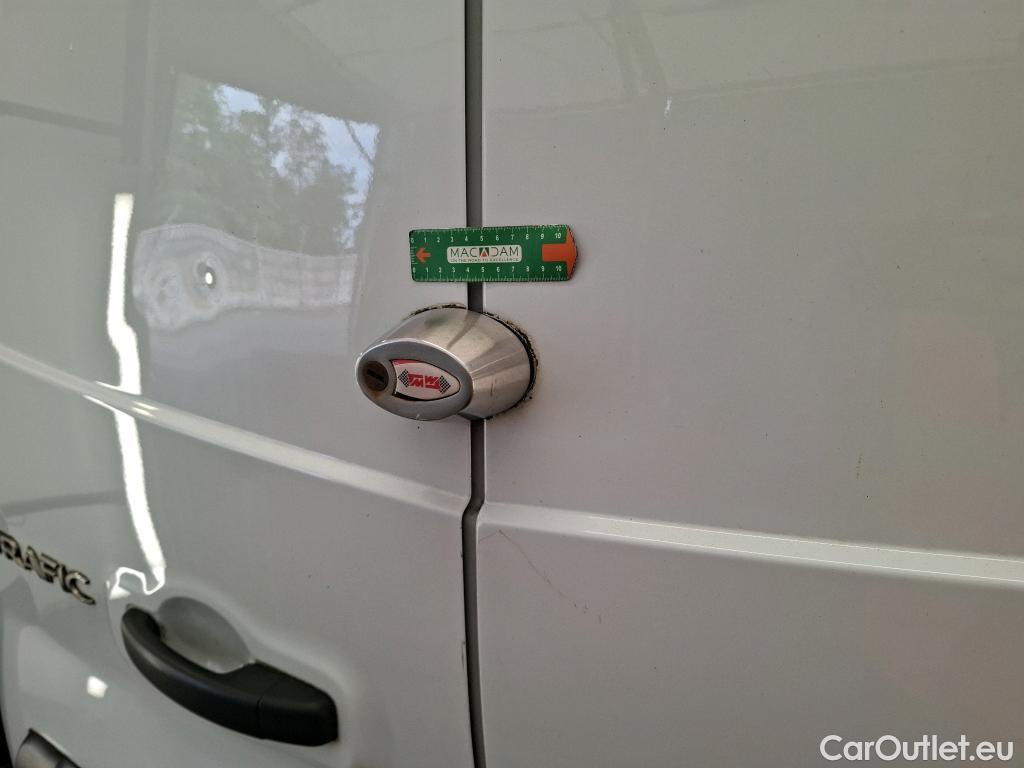  Renault  Trafic  Fourgon L2H1 1300 Grand Confort 1.6 dCi #19