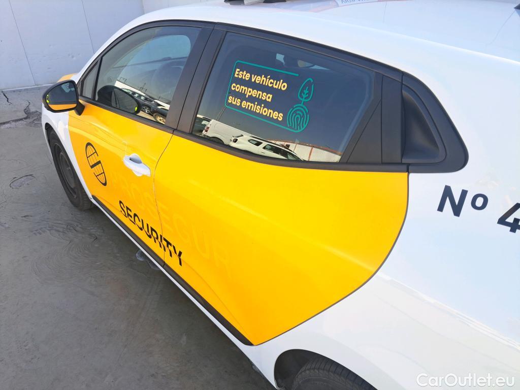  Renault  Clio RENAULT  / 2019 / 5P / berlina con portón Business Blue dCi 74kW (100CV) #5