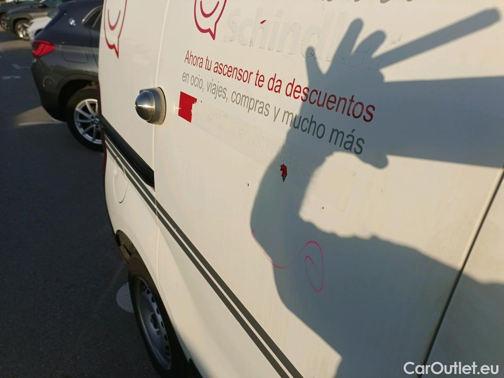  Fiat  Fiorino FIAT  / 2016 / 3P / furgón derivado de turismo Cargo Base 1.3 Mjet 59kW (80CV) E6 #8