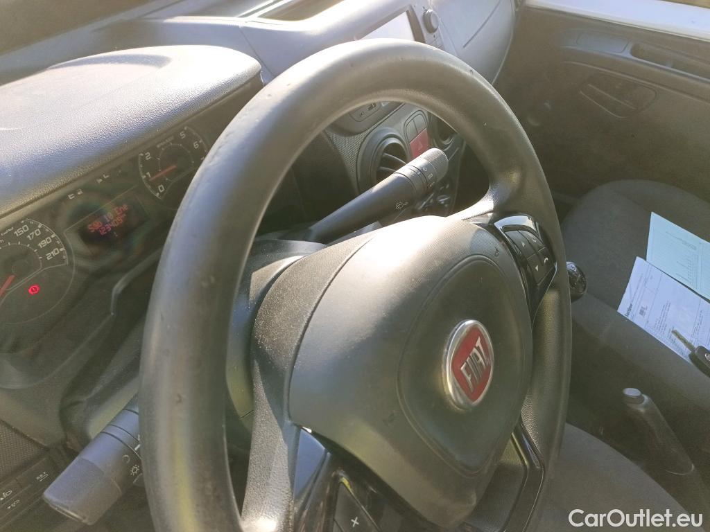  Fiat  Fiorino FIAT  / 2016 / 3P / furgón derivado de turismo Cargo Base 1.3 Mjet 59kW (80CV) E6 #21