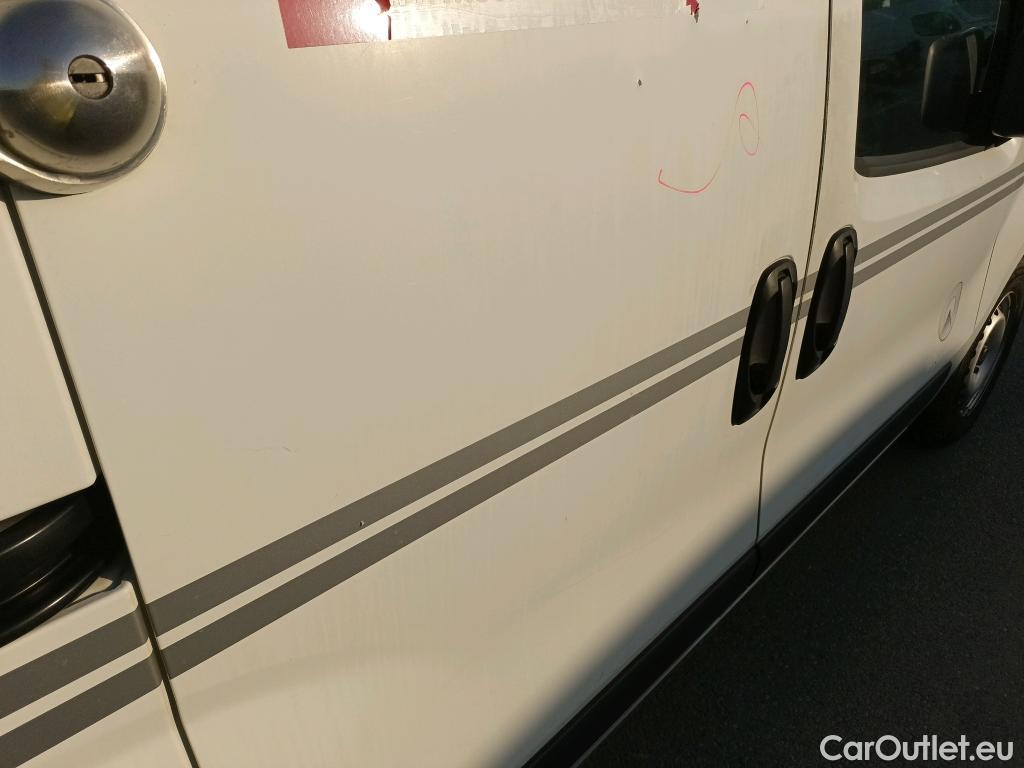  Fiat  Fiorino FIAT  / 2016 / 3P / furgón derivado de turismo Cargo Base 1.3 Mjet 59kW (80CV) E6 #9