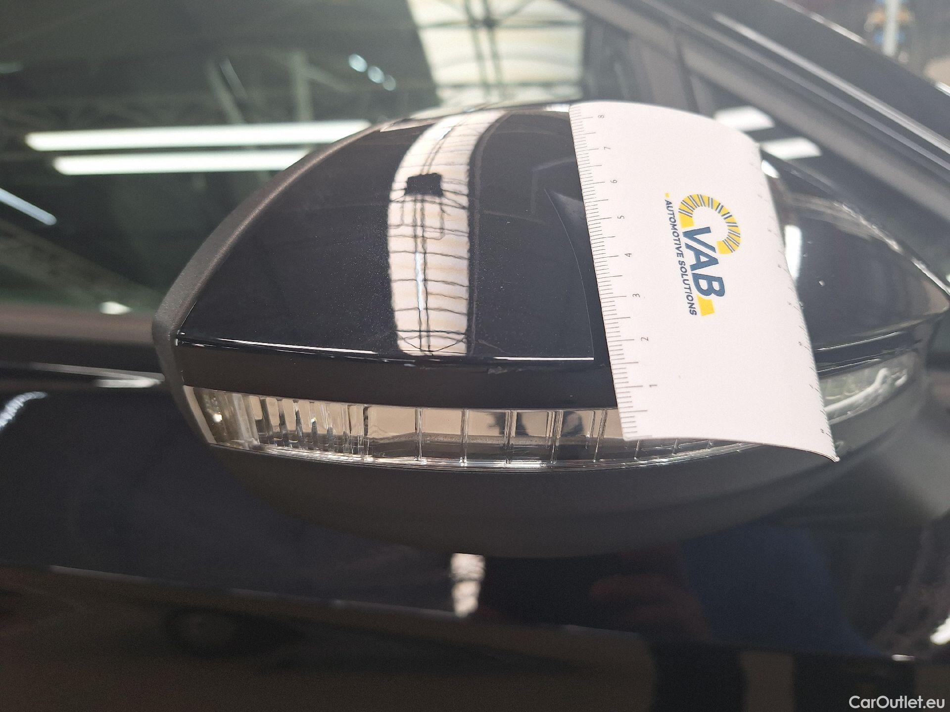  Volkswagen  Golf  VW, VIII '20, Volkswagen VIII 2.0 TDI 110kW Life DSG 5d #28