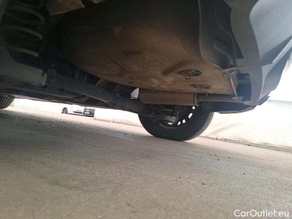  Peugeot  208  Premium 1.2 PureTech 75CV BVM5 E6d #34