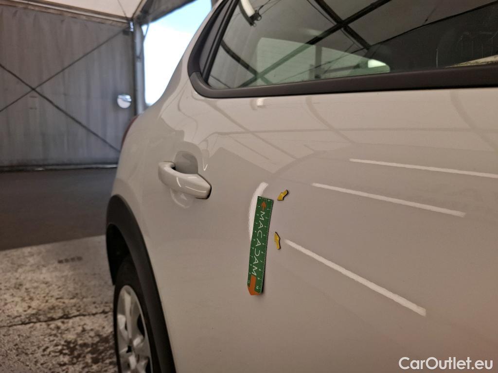  Citroen  C3  Société Feel Nav 1.2 PureTech 80CV BVM5 E6d #12