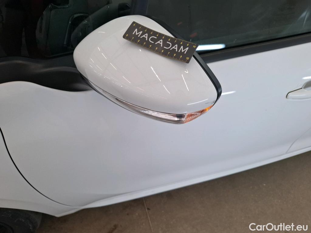  Peugeot  208  Affaire Premium Pack 1.6 HDi 75CV BVM5 E6 #90