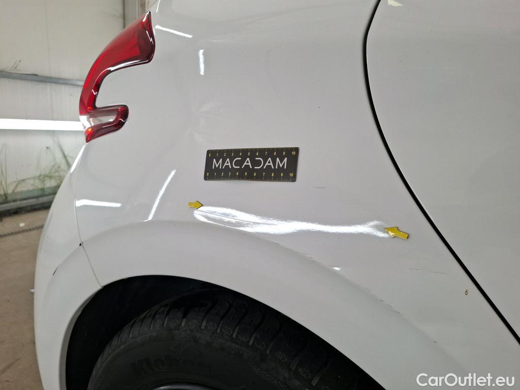  Peugeot  208  Affaire Premium Pack 1.6 HDi 75CV BVM5 E6 #2