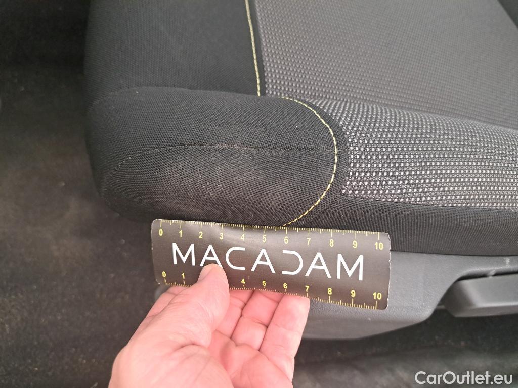  Citroen  C3  Société Feel 1.5 BlueHDI 100CV BVM5 E6dT #36