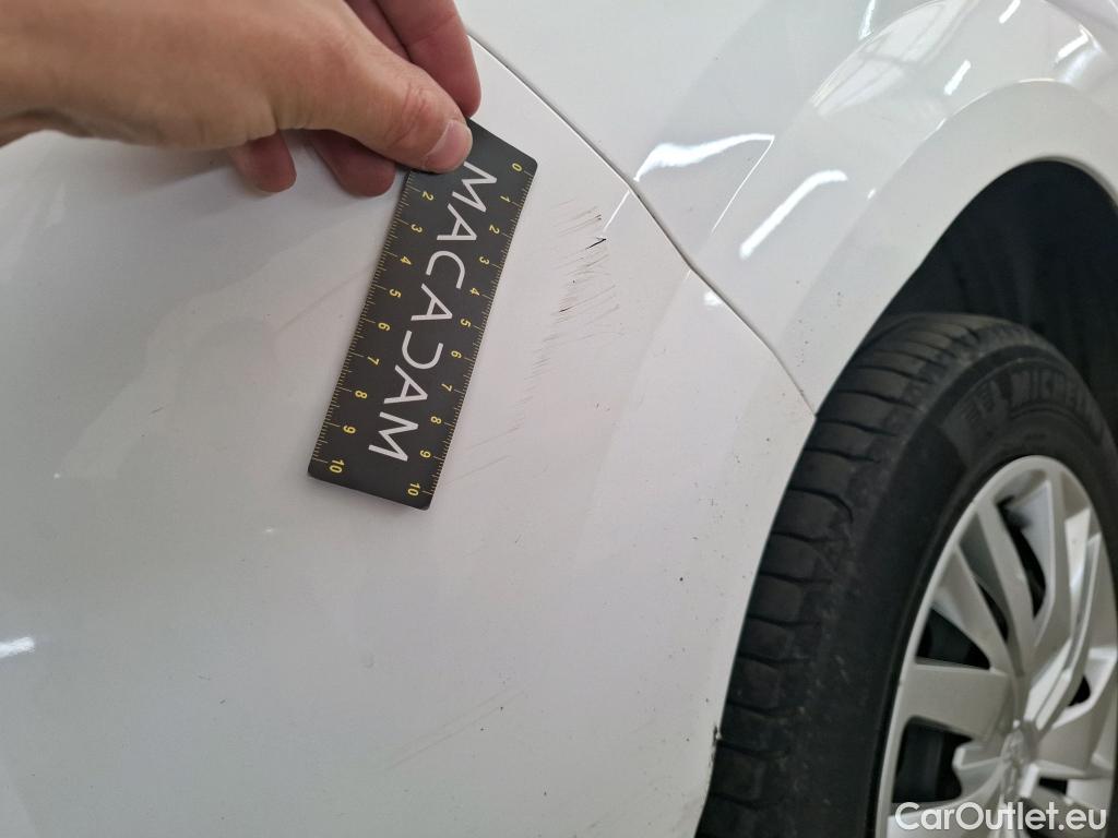  Peugeot  208  Premium 1.2 PureTech 75CV BVM5 E6d #31