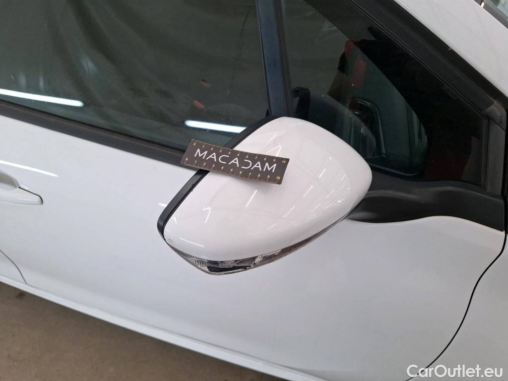 Peugeot  208  Affaire Premium Pack 1.6 HDi 75CV BVM5 E6 #83