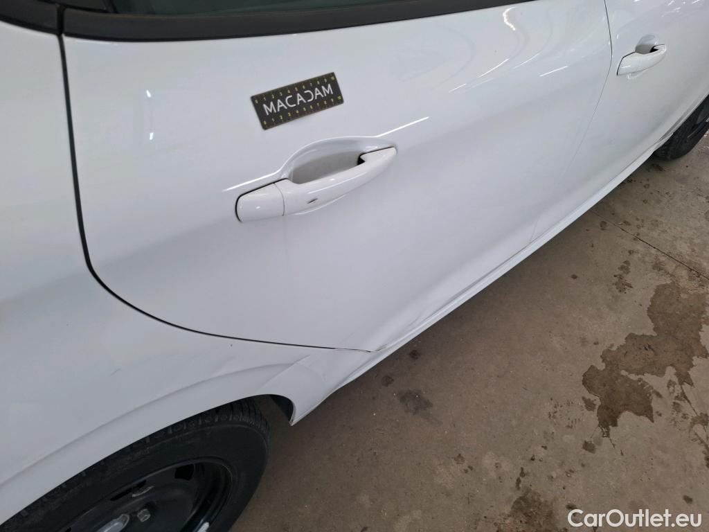  Peugeot  208  Affaire Premium Pack 1.6 HDi 75CV BVM5 E6 #73