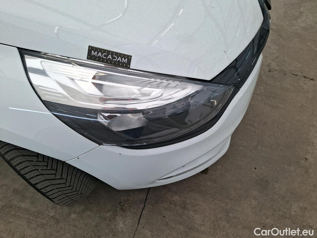  Renault  Clio  IV Air 0.9 TCe 75CV BVM5 E6 #44