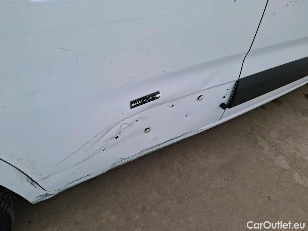  Citroen  Berlingo CITROEN  Van / 2018 / 4P / Fourgonnette Taille M 650kg BlueHDi 100 S&S BVM Club #15
