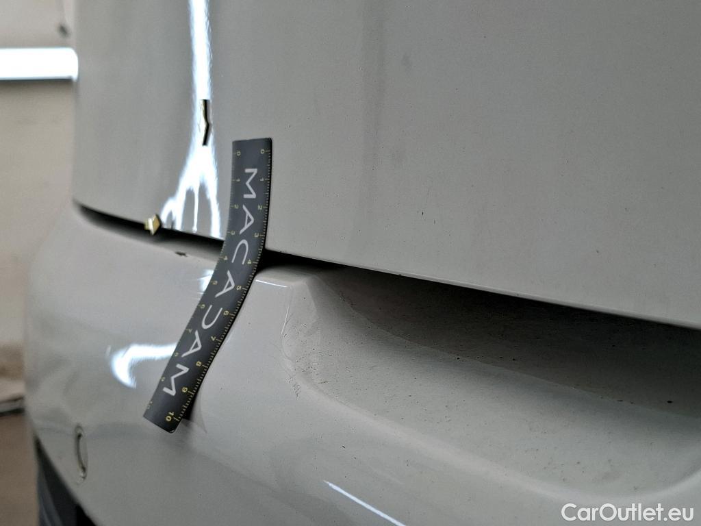  Renault  Clio  IV Air MediaNav 1.5 dCi 75CV BVM5 E6 #18