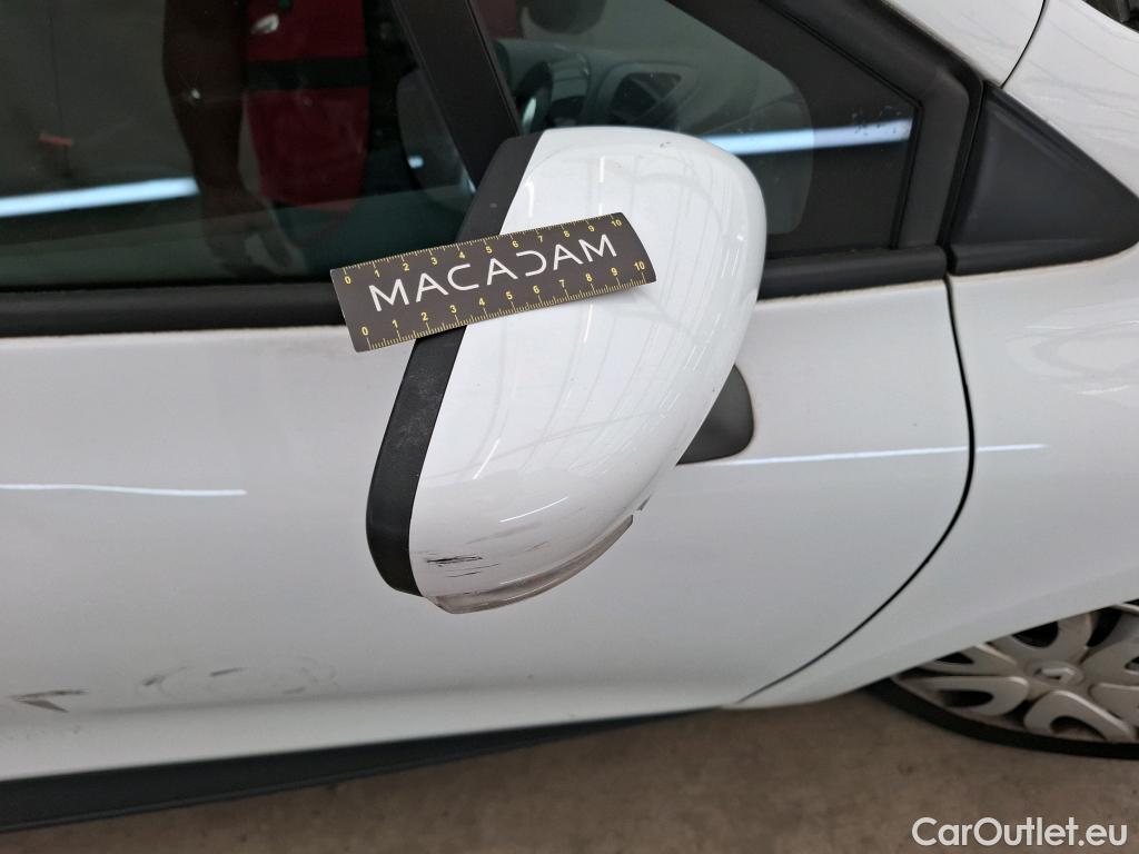  Renault  Clio  IV Air MediaNav 1.5 dCi 75CV BVM5 E6 #26