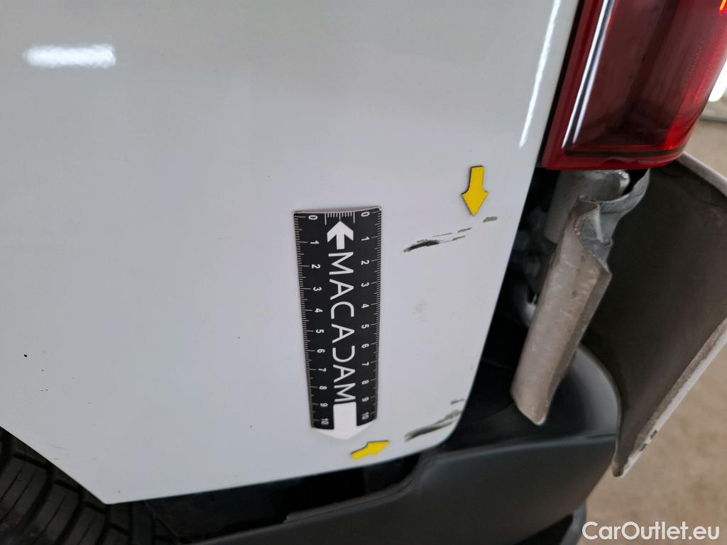  Citroen  Berlingo CITROEN  Van / 2018 / 4P / Fourgonnette Taille M 650kg BlueHDi 100 S&S BVM Club #12