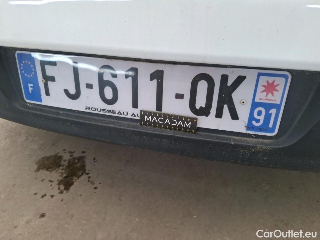  Renault  Clio  IV Air 0.9 TCe 75CV BVM5 E6 #46