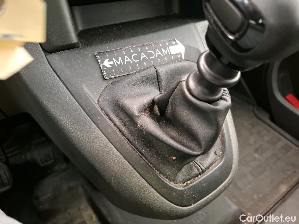 Citroen  Jumpy CITROEN  / 2016 / 4P / Fourgon tôlé XL BlueHDi 120 S&S 340 Nm CA REP Control #48