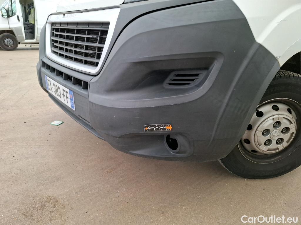  Peugeot  Boxer PEUGEOT  VU 4p Fourgon 2.0 BLUEHDI 130 S&S PREMIUM 335 L3H3 #95