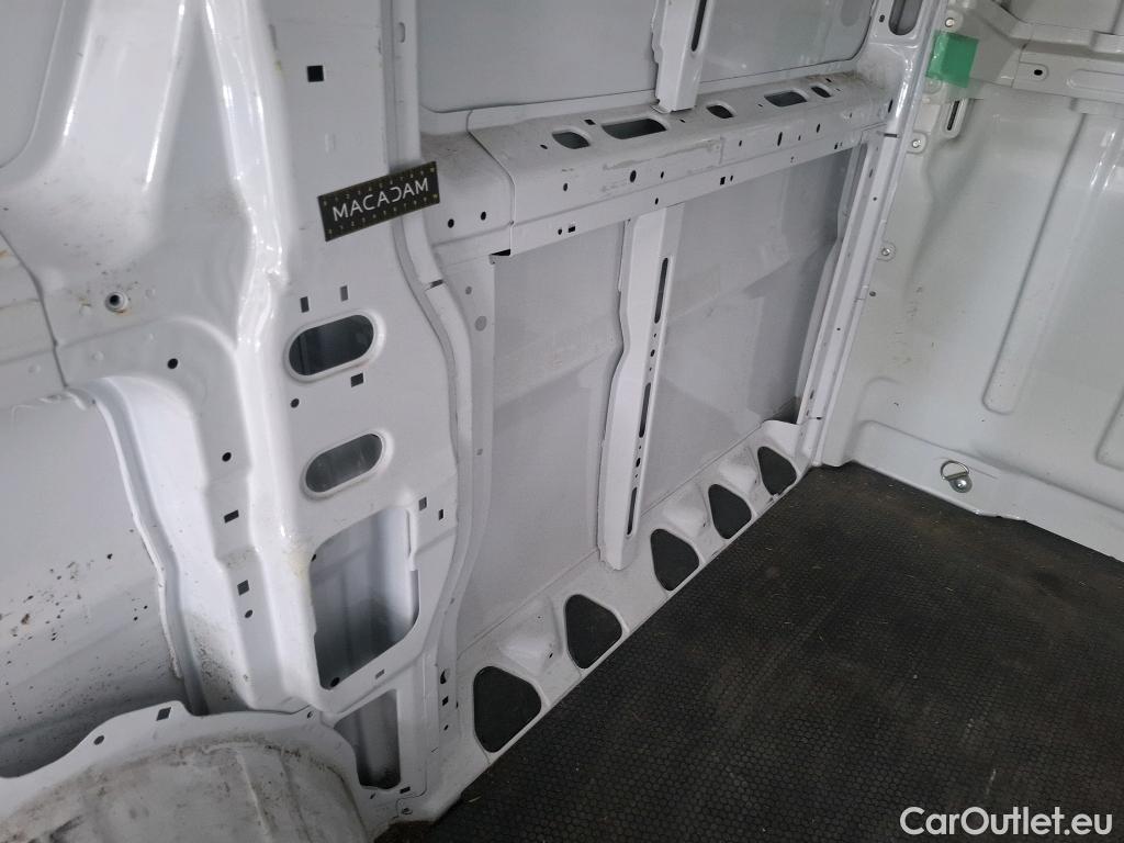  Fiat  Ducato FIAT  / 2014 / 4P / Fourgon tôlé 3.0 C H1 2.3 Multijet 120 Pack Pro Nav #65