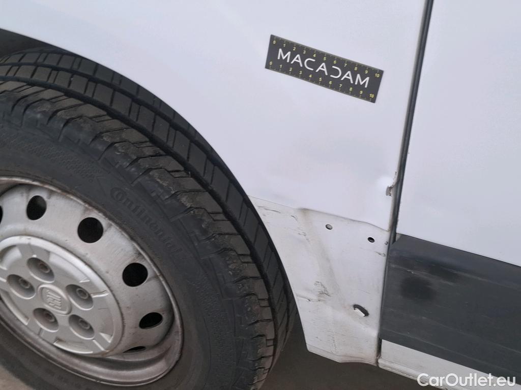  Fiat  Ducato FIAT  / 2014 / 4P / Fourgon tôlé 3.0 C H1 2.3 Multijet 120 Pack Pro Nav #112