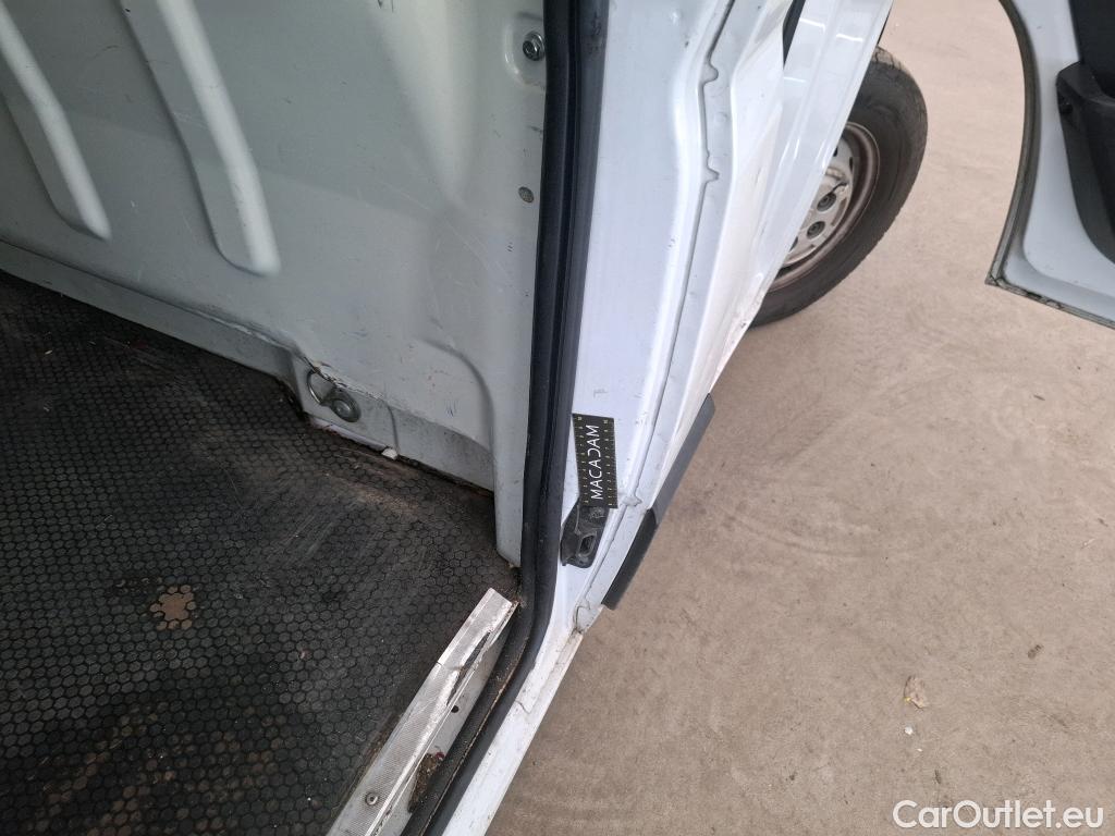  Fiat  Ducato FIAT  / 2014 / 4P / Fourgon tôlé 3.0 C H1 2.3 Multijet 120 Pack Pro Nav #73