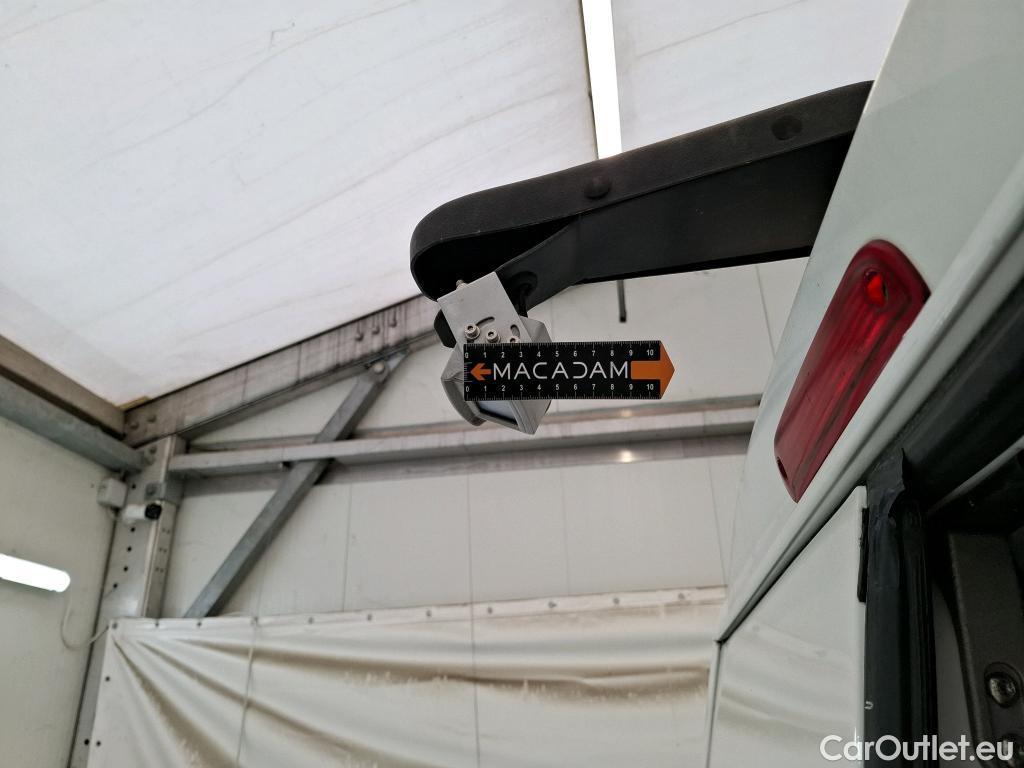  Peugeot  Boxer PEUGEOT  VU 4p Fourgon 2.0 BLUEHDI 130 S&S PREMIUM 335 L3H3 #133