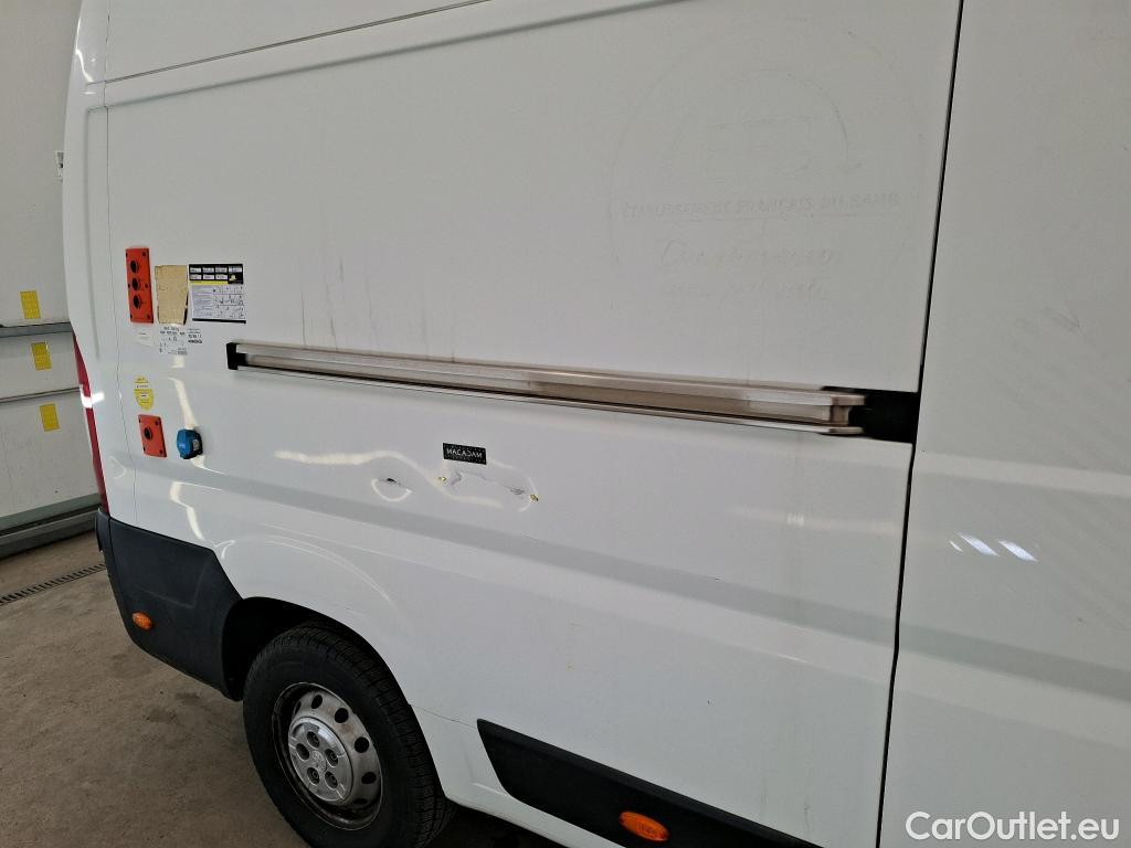  Peugeot  Boxer PEUGEOT  VU 4p Fourgon 2.0 BLUEHDI 130 S&S PREMIUM 335 L3H3 #23