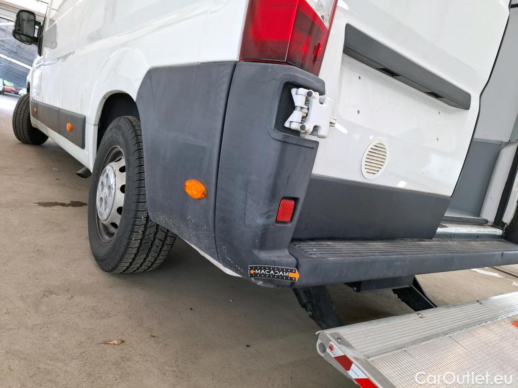  Peugeot  Boxer PEUGEOT  VU 4p Fourgon 2.0 BLUEHDI 130 S&S PREMIUM 335 L3H3 #101