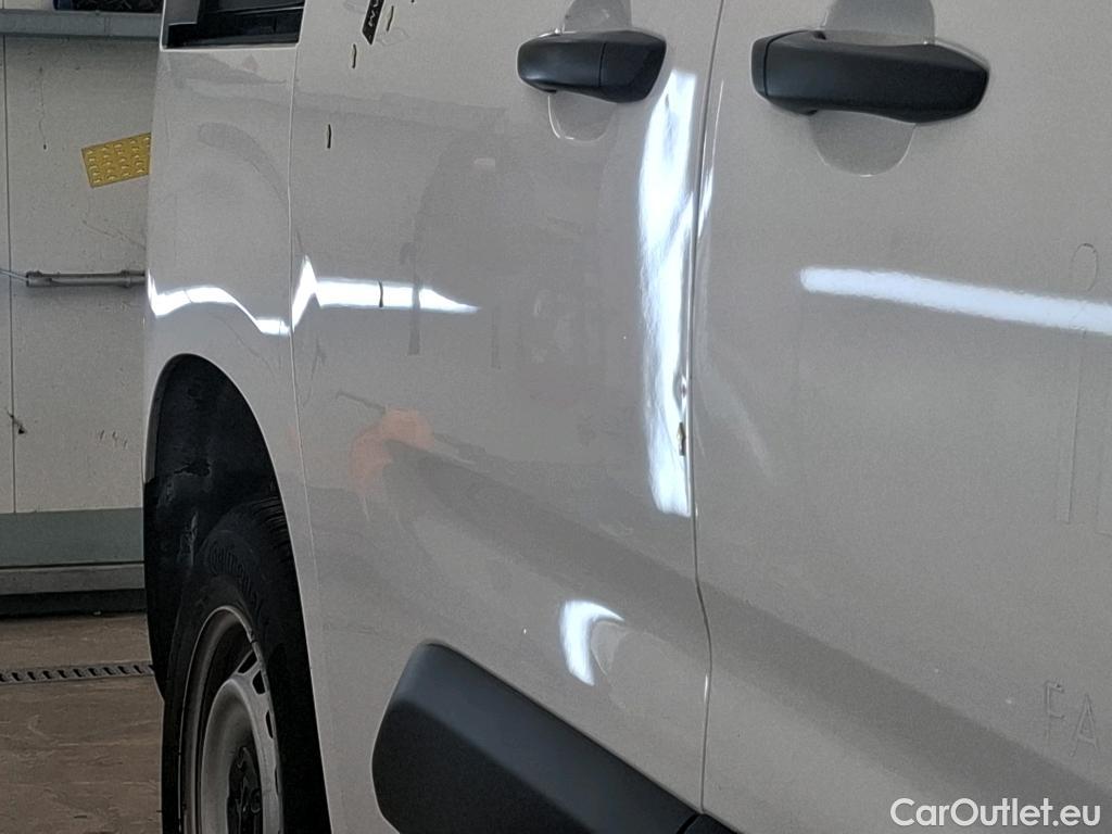  Peugeot  Partner  Premium L1 1.5 HDi 75CV BVM5 E6dT #32