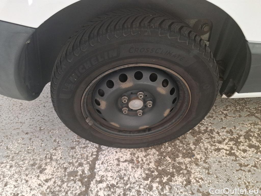  Renault  Kangoo  Express Maxi Extra (Série Spéciale) 1.5 dCi 90CV BVM5 E6 #24