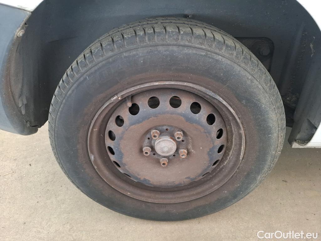  Renault  Kangoo RENAULT  Express  2013  4P  Fourgonnette Grand Confort dCi 75 #88