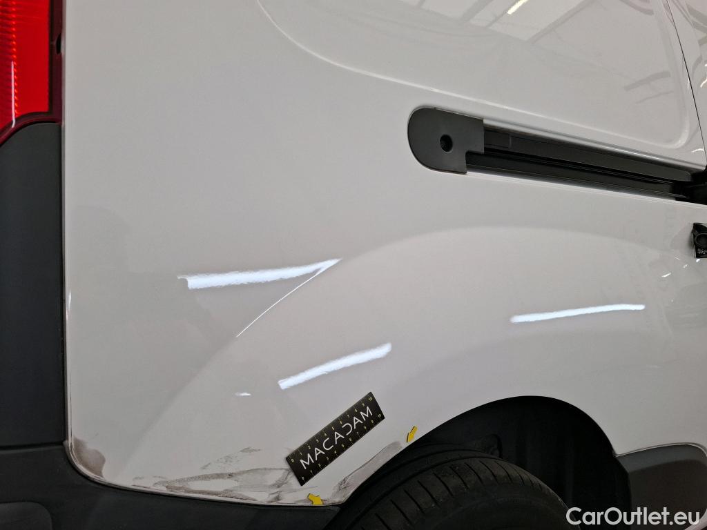  Renault  Kangoo  Express Maxi Extra (Série Spéciale) 1.5 dCi 90CV BVM5 E6 #1
