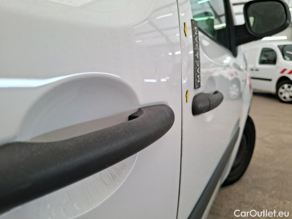  Renault  Kangoo  Express Maxi Extra (Série Spéciale) 1.5 dCi 90CV BVM5 E6 #24