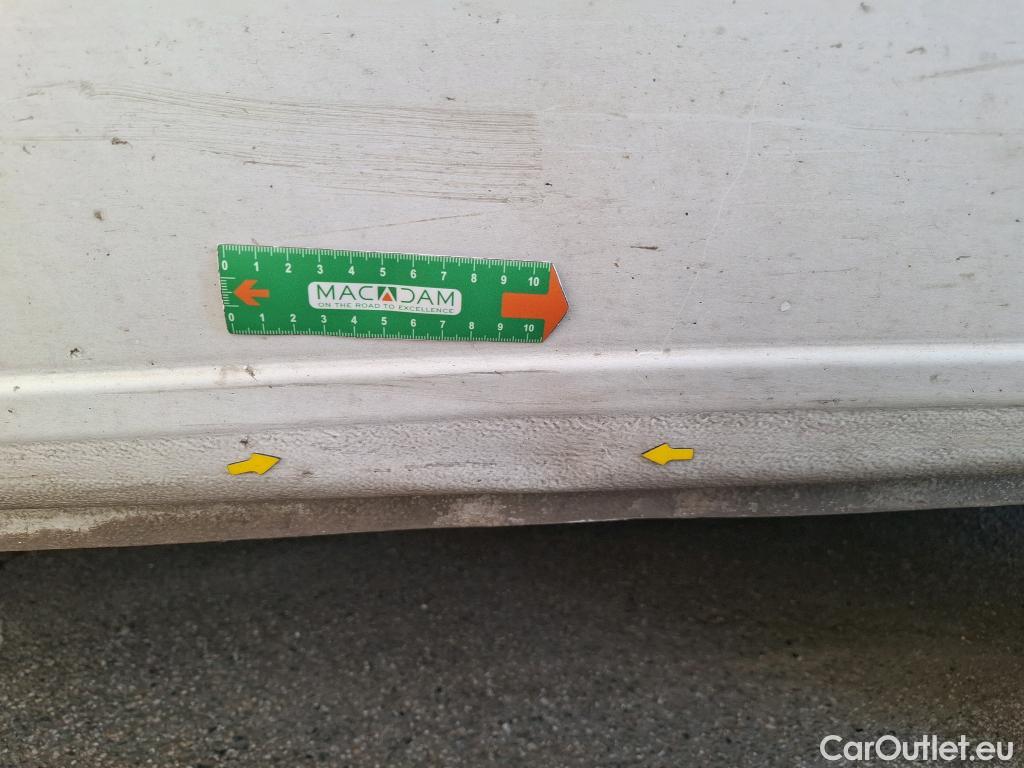  Renault  Kangoo  II Express Extra (Série Spéciale) 1.5 dCi 80CV BVM6 E6dT #38