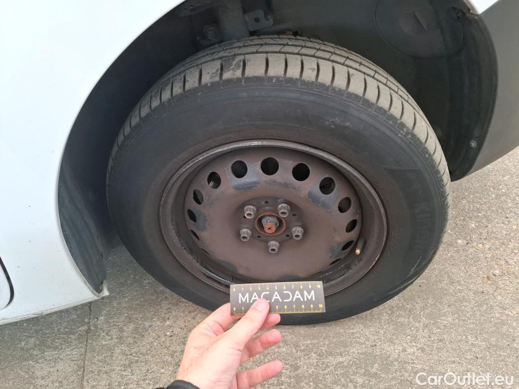  Renault  Kangoo  Express Maxi Extra (Série Spéciale) 1.5 dCi 90CV BVM5 E6 #33