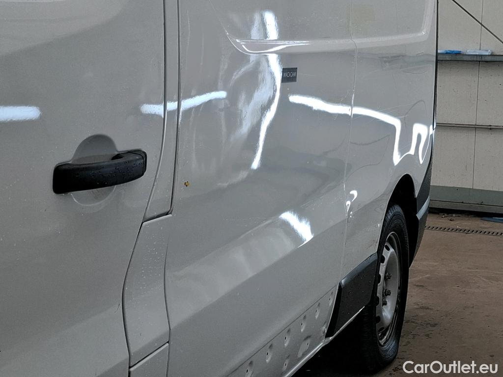  Renault  Trafic  III Fourgon L2H1 3T Confort 2.0 dCi 130CV BVM6 E6d #31