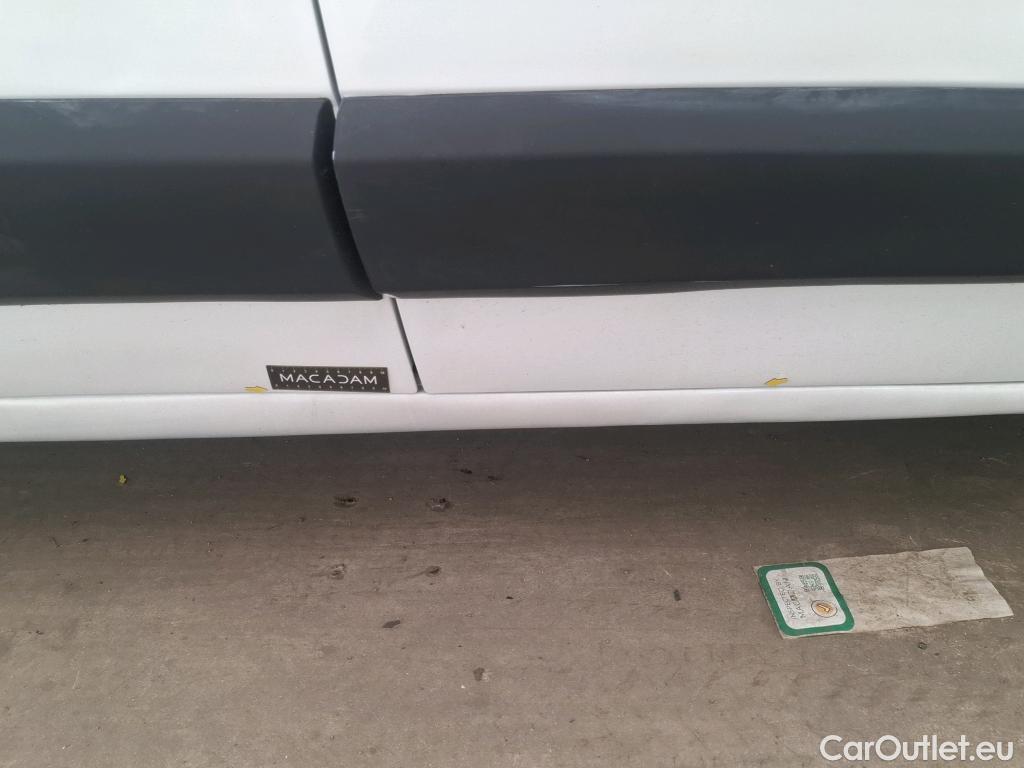  Toyota  Proace TOYOTA  City / 2019 / 4P / Fourgonnette 1.2 MEDIUM 130 VVT-I BUSINESS AUTO #81