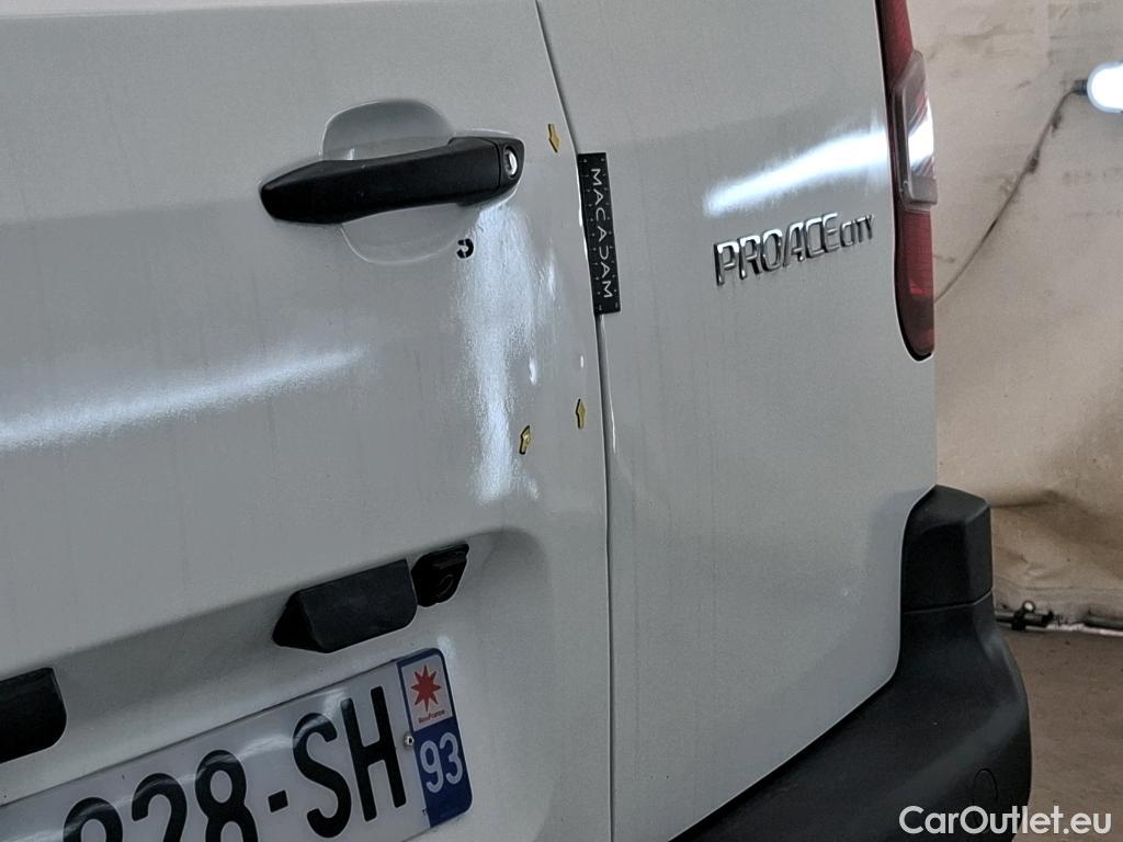  Toyota  Proace TOYOTA  City / 2019 / 4P / Fourgonnette 1.2 MEDIUM 130 VVT-I BUSINESS AUTO #71