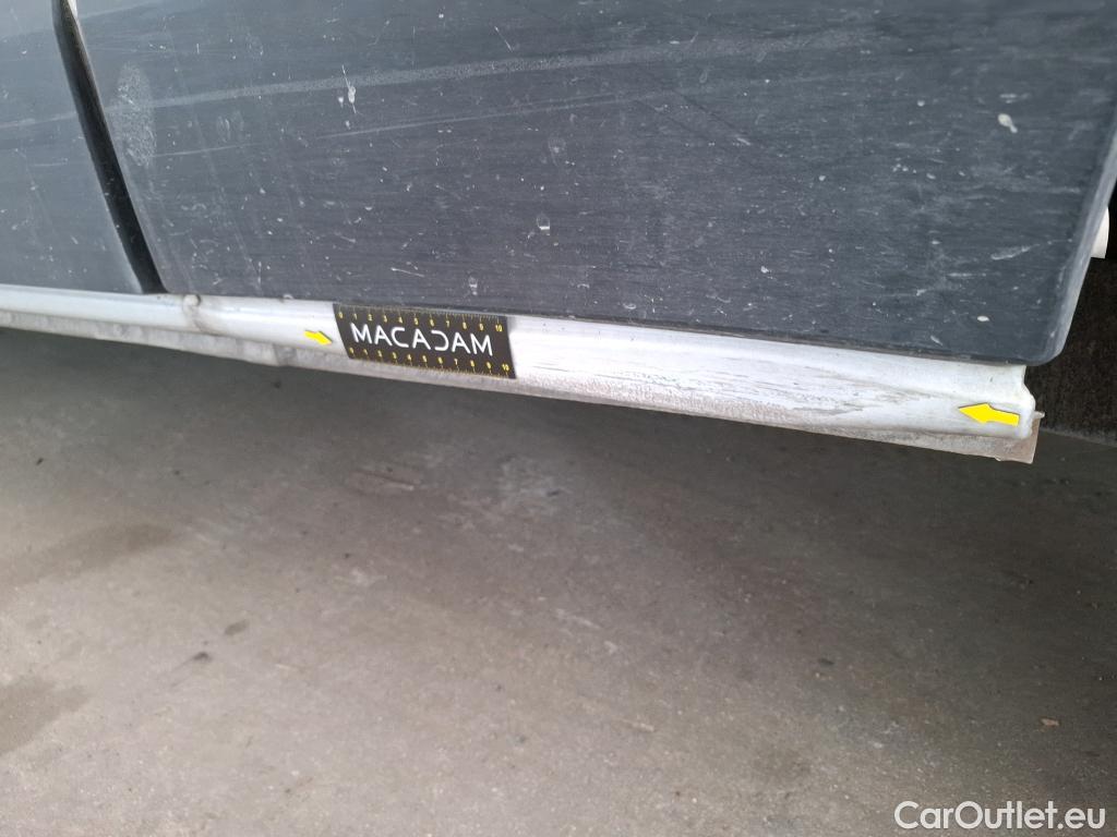  Renault  Trafic  III Fourgon L2H1 3T Confort 2.0 dCi 130CV BVM6 E6d #7