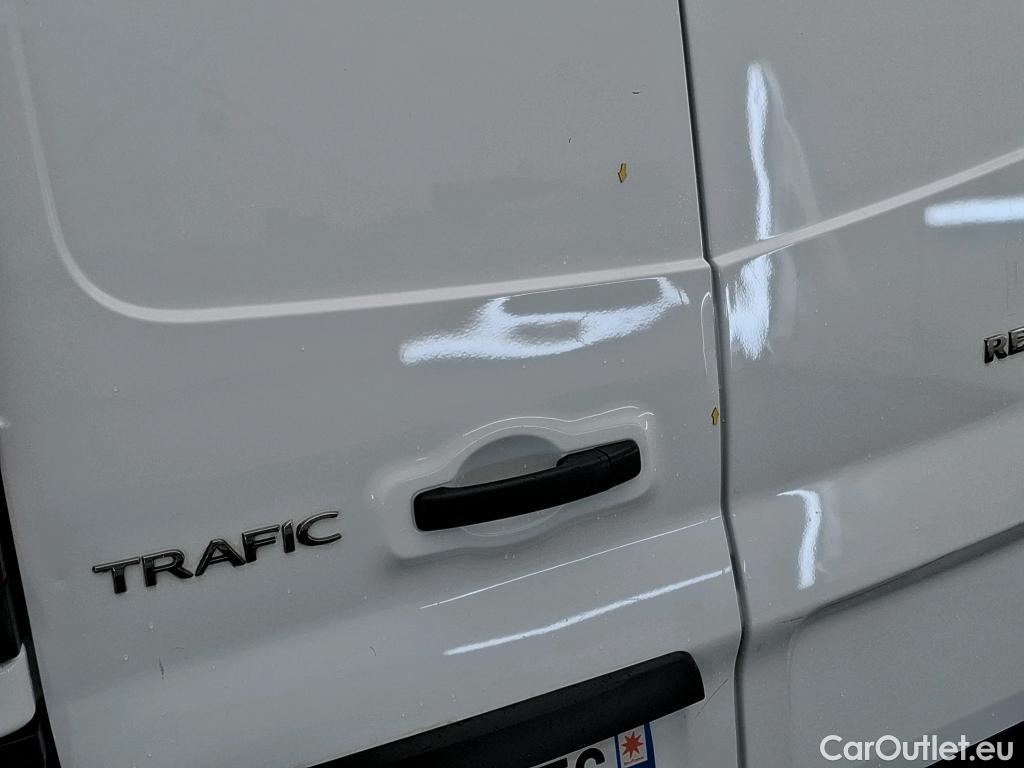  Renault  Trafic  III Fourgon L2H1 3T Confort 2.0 dCi 130CV BVM6 E6d #71