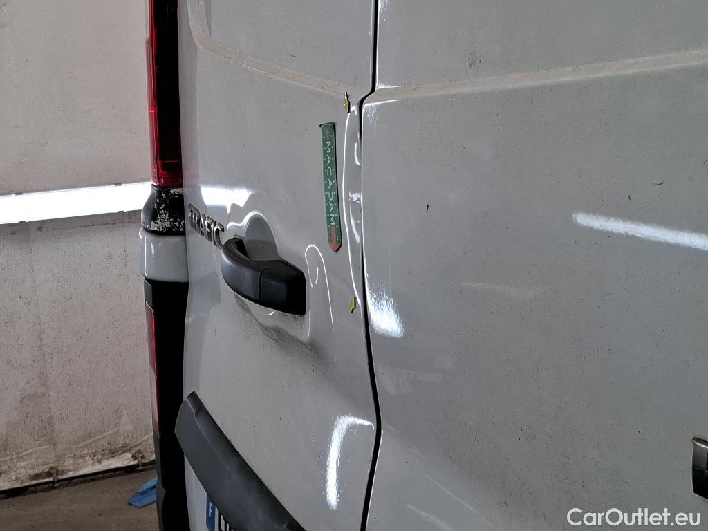  Renault  Trafic RENAULT  VU 4p Fourgon FG GCF L2H1 1300 dCi 120 #12