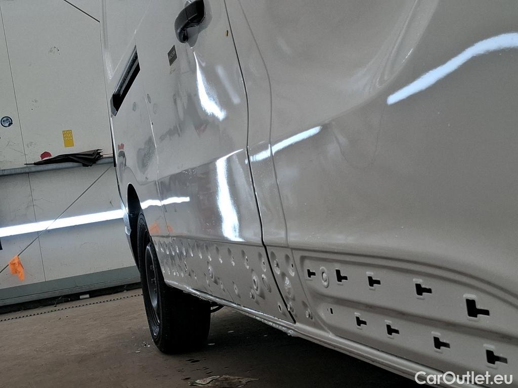  Renault  Trafic  III Fourgon L2H1 3T Confort 2.0 dCi 130CV BVM6 E6d #53