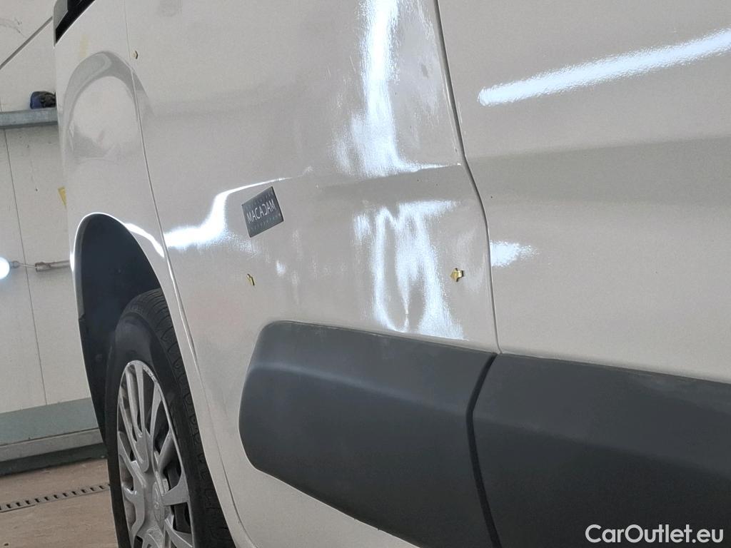  Toyota  Proace TOYOTA  City / 2019 / 4P / Fourgonnette 1.2 MEDIUM 130 VVT-I BUSINESS AUTO #41