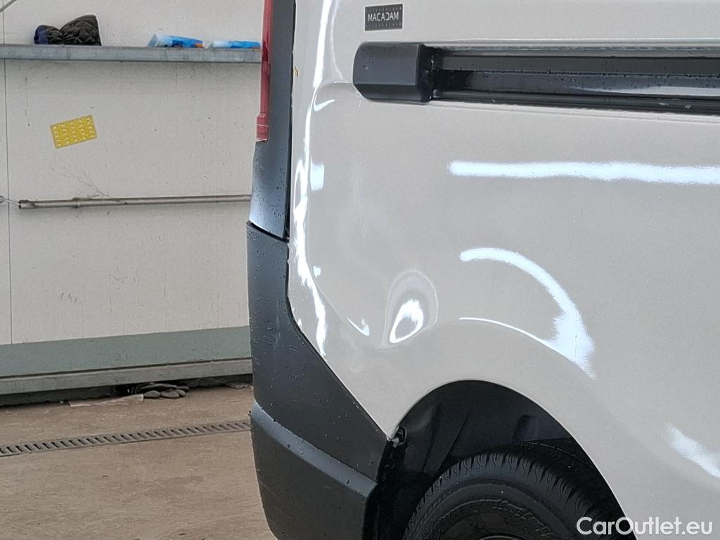  Renault  Trafic  III Fourgon L2H1 3T Confort 2.0 dCi 130CV BVM6 E6d #9