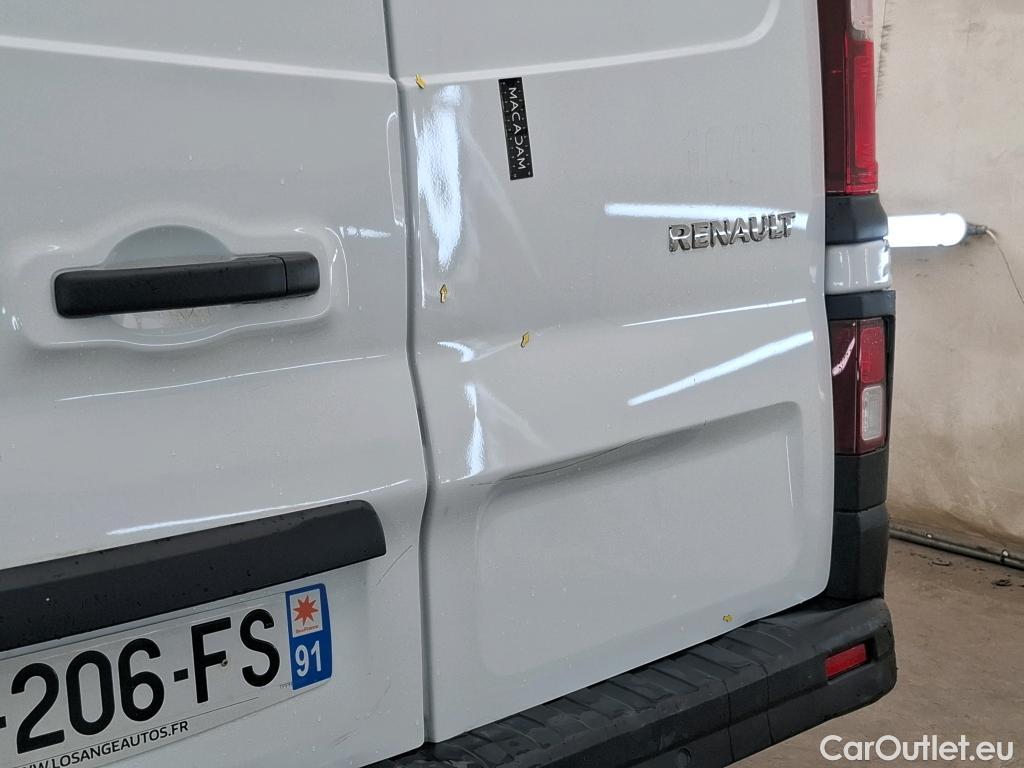  Renault  Trafic  III Fourgon L2H1 3T Confort 2.0 dCi 130CV BVM6 E6d #35