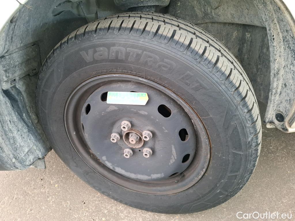  Renault  Trafic RENAULT  VU 4p Fourgon FG GCF L2H1 1300 dCi 120 #20