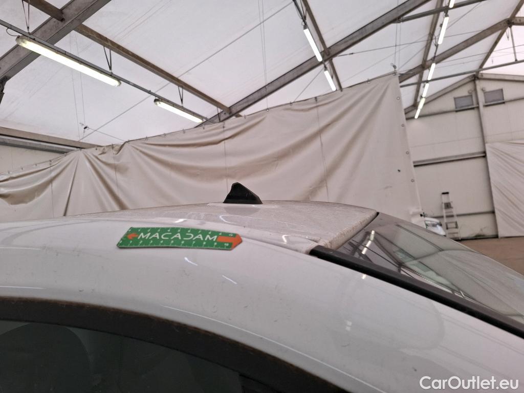  Renault  Trafic RENAULT  VU 4p Fourgon FG GCF L2H1 1300 dCi 120 #32